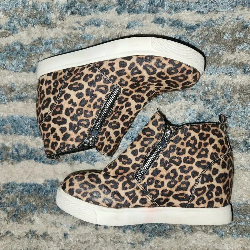 Girl’s Soda Wedges Sz 4.5 EUC